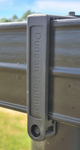 BLACK 4" STALLION RAIL TOP BRACKET 